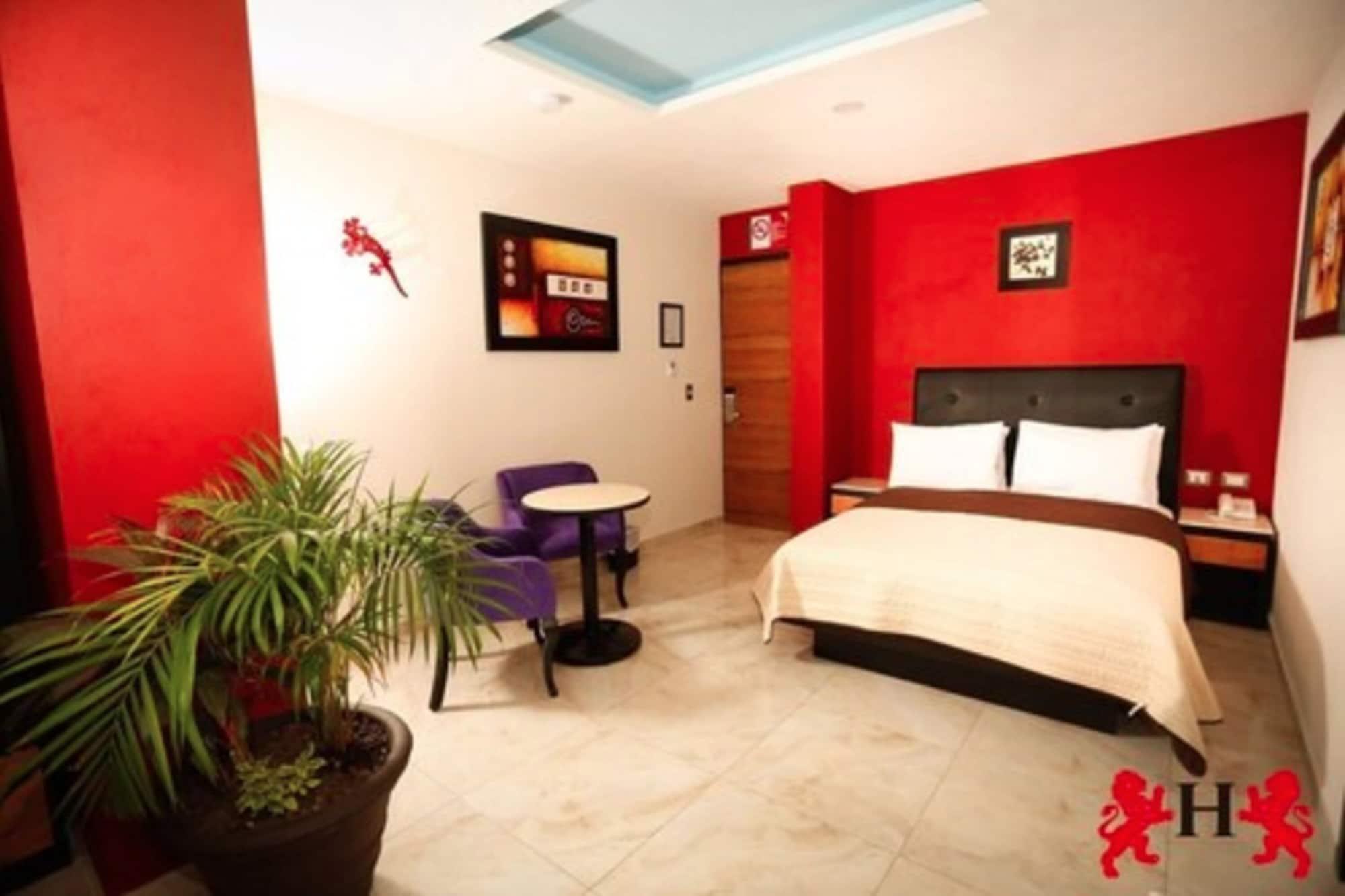 Hotel Leones プエブラ エクステリア 写真