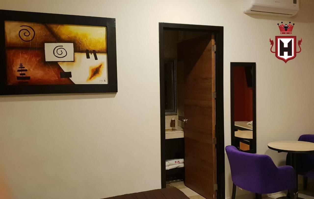 Hotel Leones プエブラ エクステリア 写真